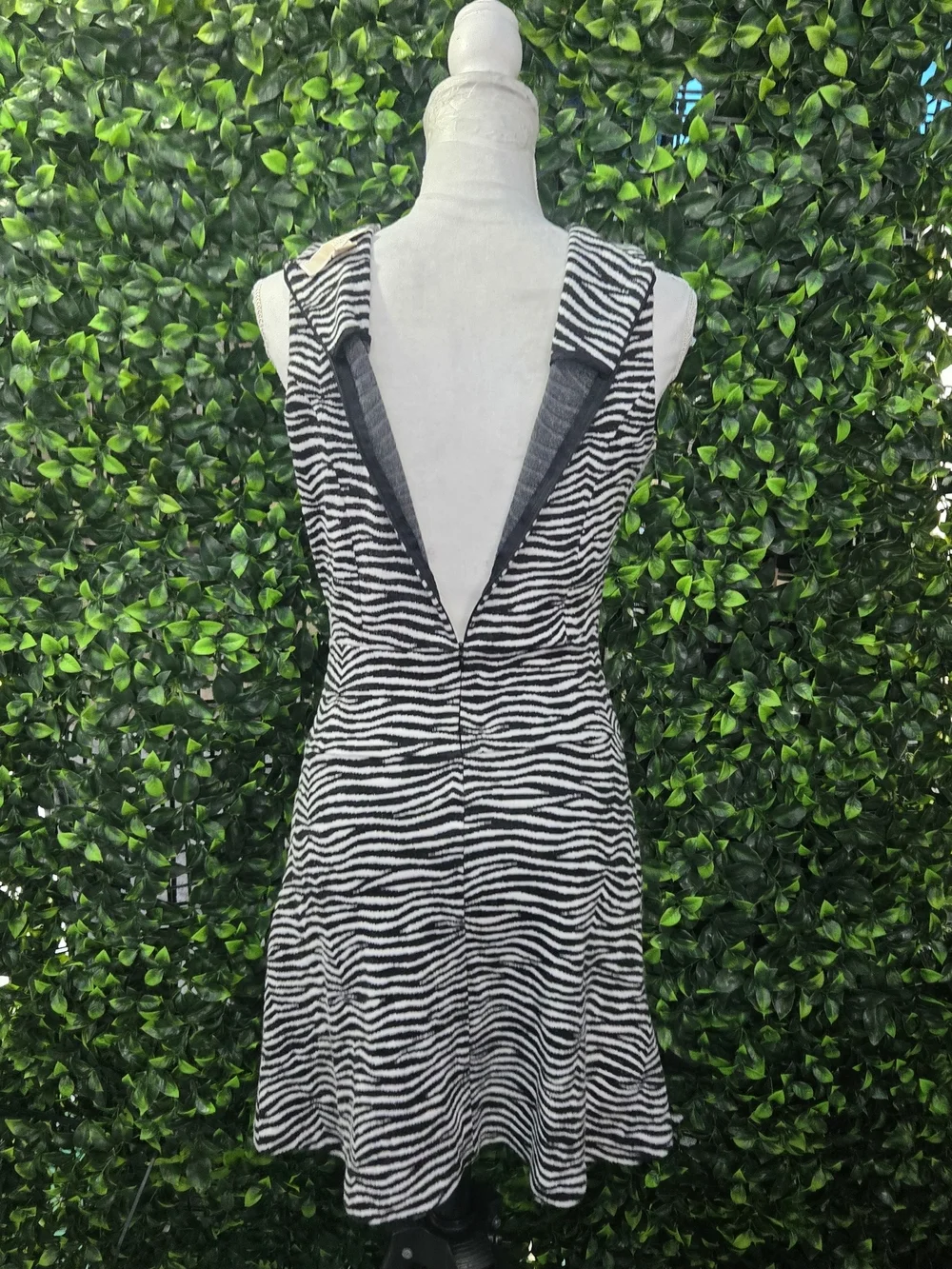 Michael Kors chic sleeveless